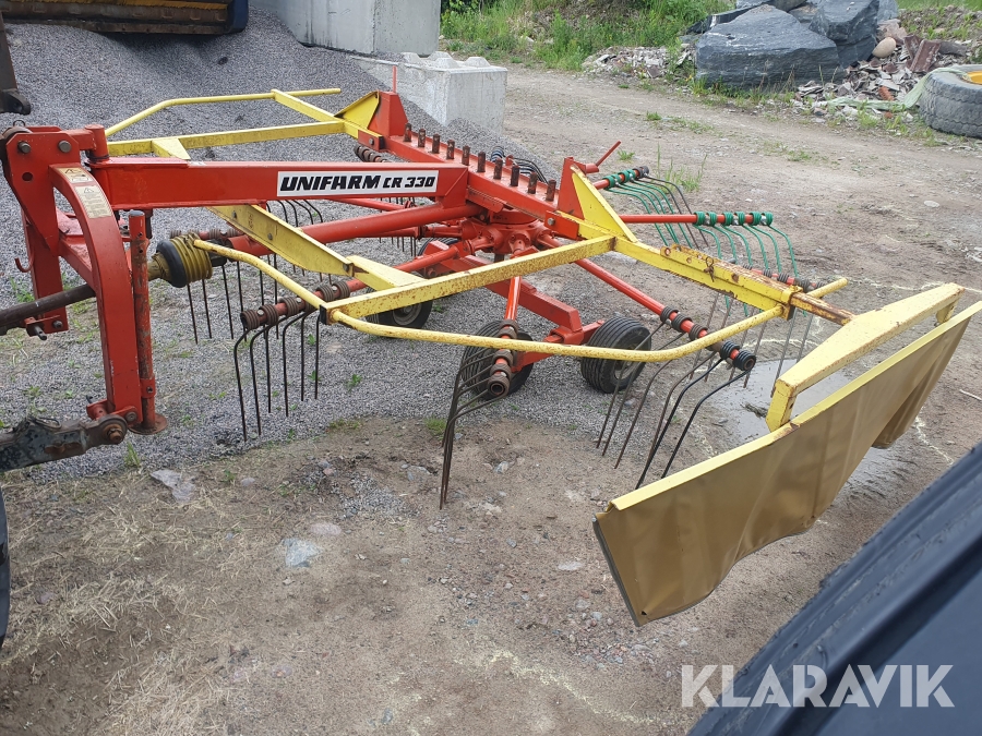 Strängläggare Unifarm 330