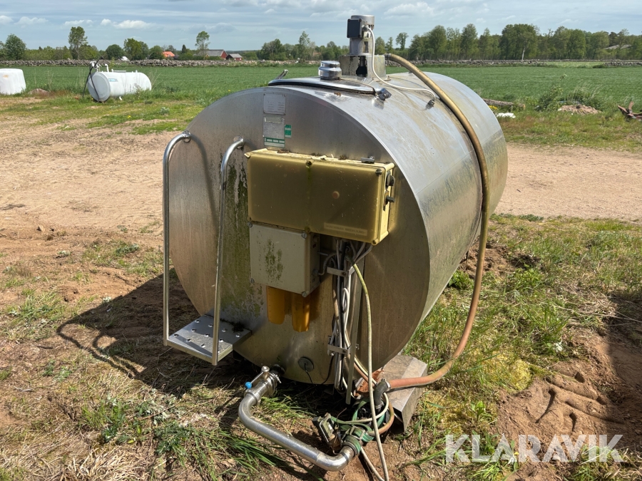 Mjölktank Hackman DF 953 AD 2000L