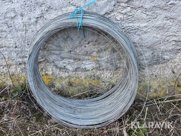 Galvaniserad stängseltråd