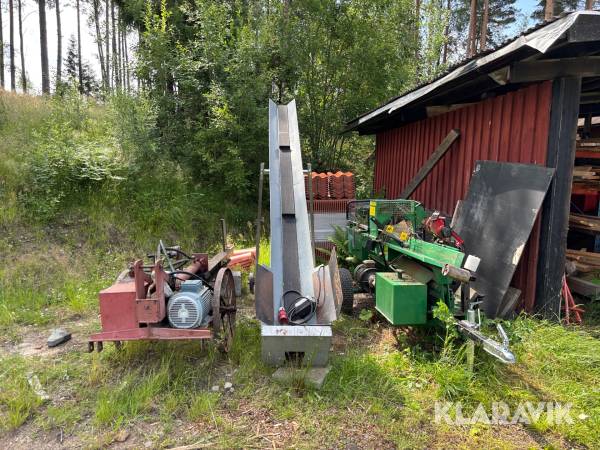 Vedkap/klyv och transportör Kellfri