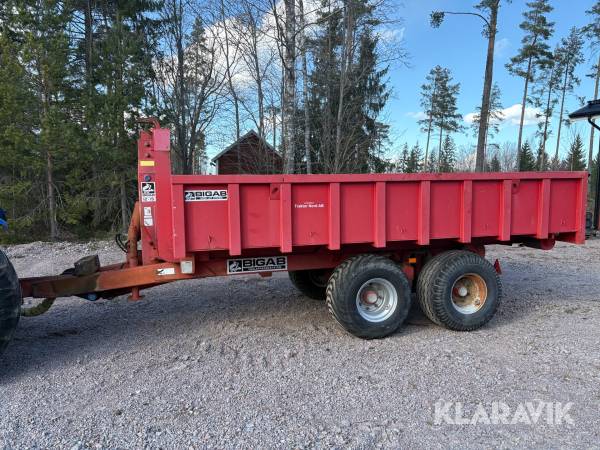 Lastväxlarvagn Bigab 12-15 med flak