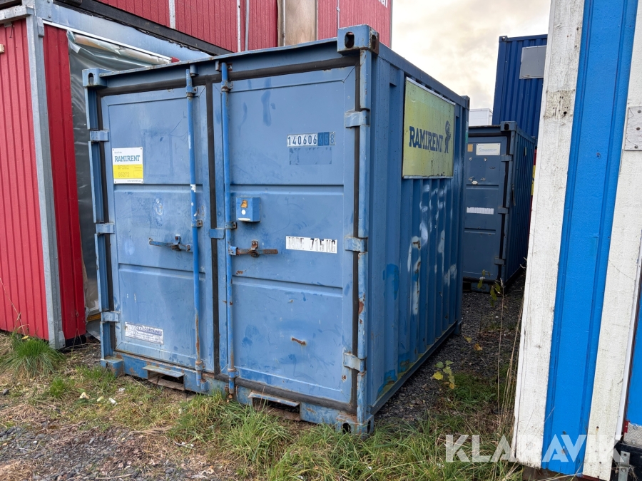 Container Oisolerad med El & Hylla