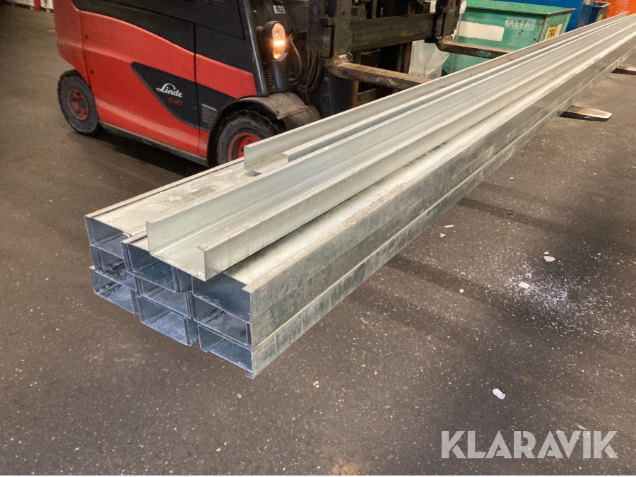 Parti med plåtreglar FR95 5000mm