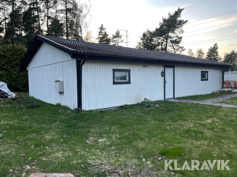 Garage 8 x 13,5 m ca 95 m2