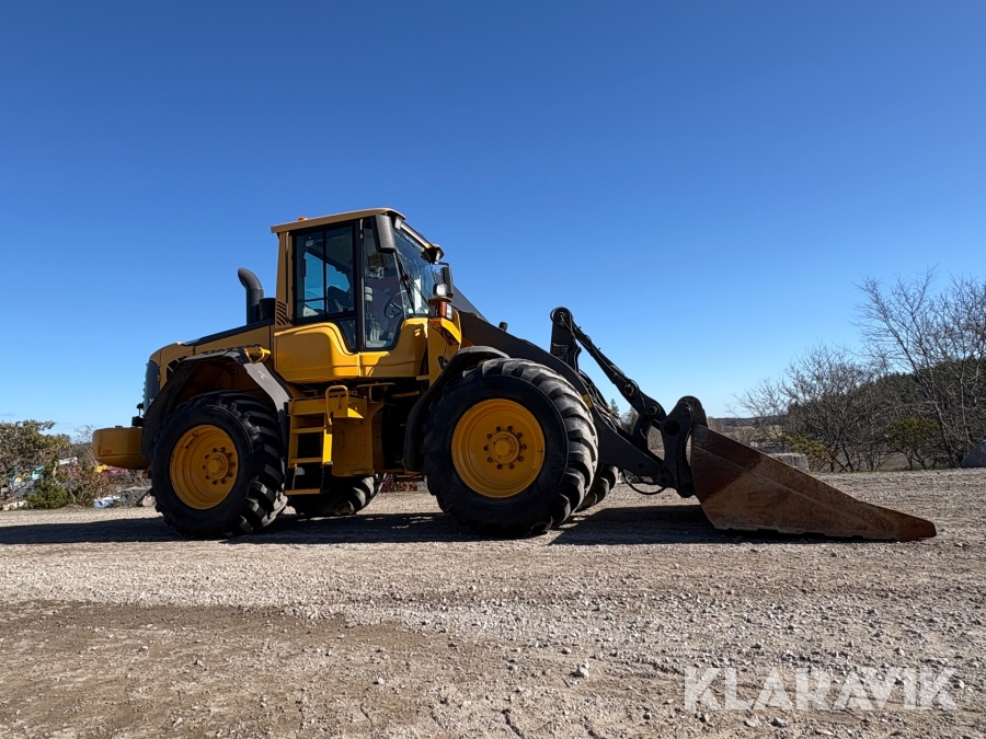 Hjullastare Volvo L60F med planerskopa