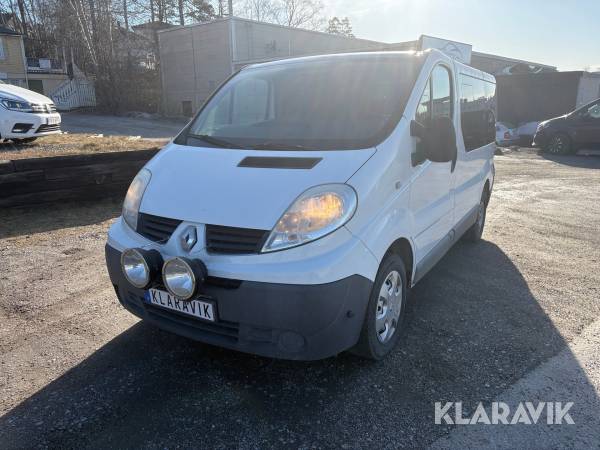 Minibuss Renault Trafic kombi 2.9t 2.0 dCi