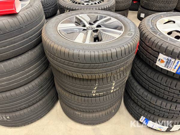 Kompletta hjul Michelin 205/60R16 4st
