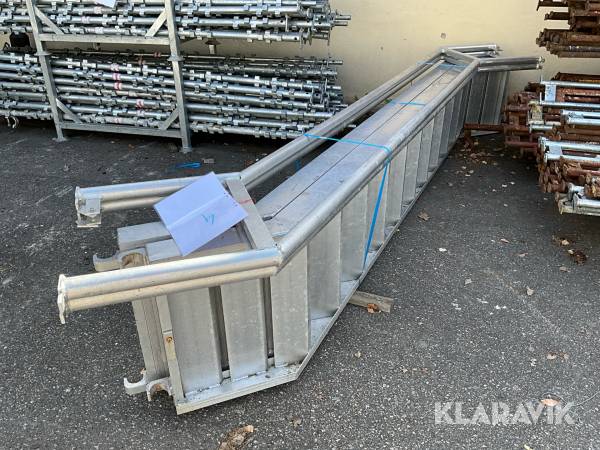 Trappor Unihak 2st