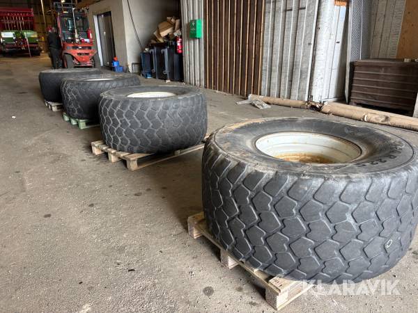 Hjul Michelin 560/60R22.5 4st 10bultar 280mm nav