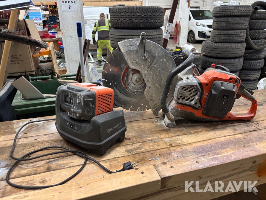 Batteridriven stenkap Husqvarna B380x