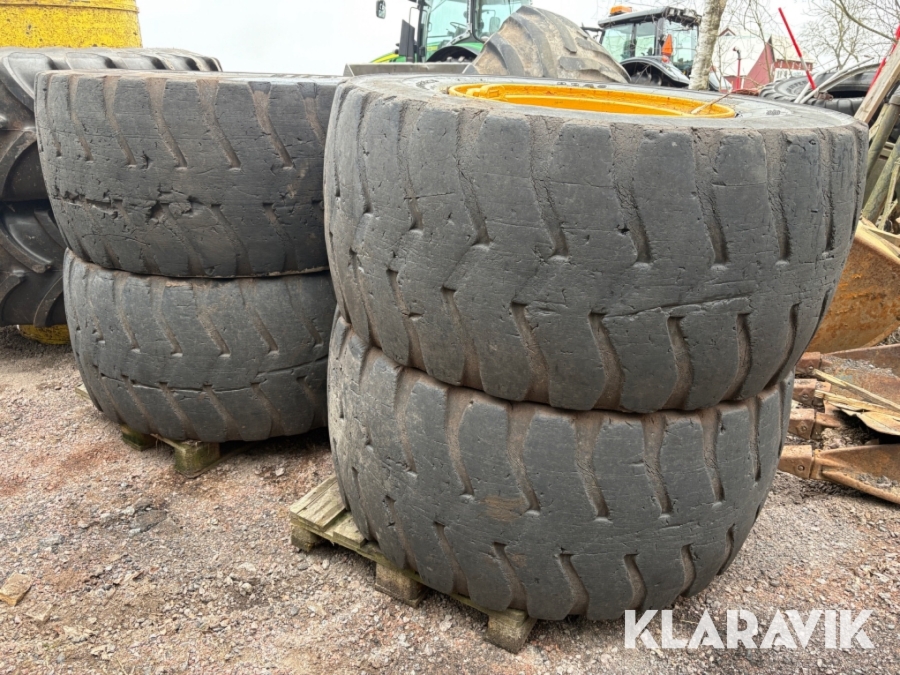 Däck på fälg Hilo 650/65R25 4st