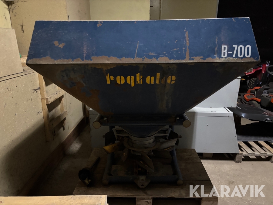 Konstgödselspridare Bogballe B-700