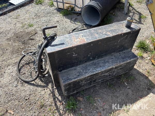 Dieseltank 120L 12V pump