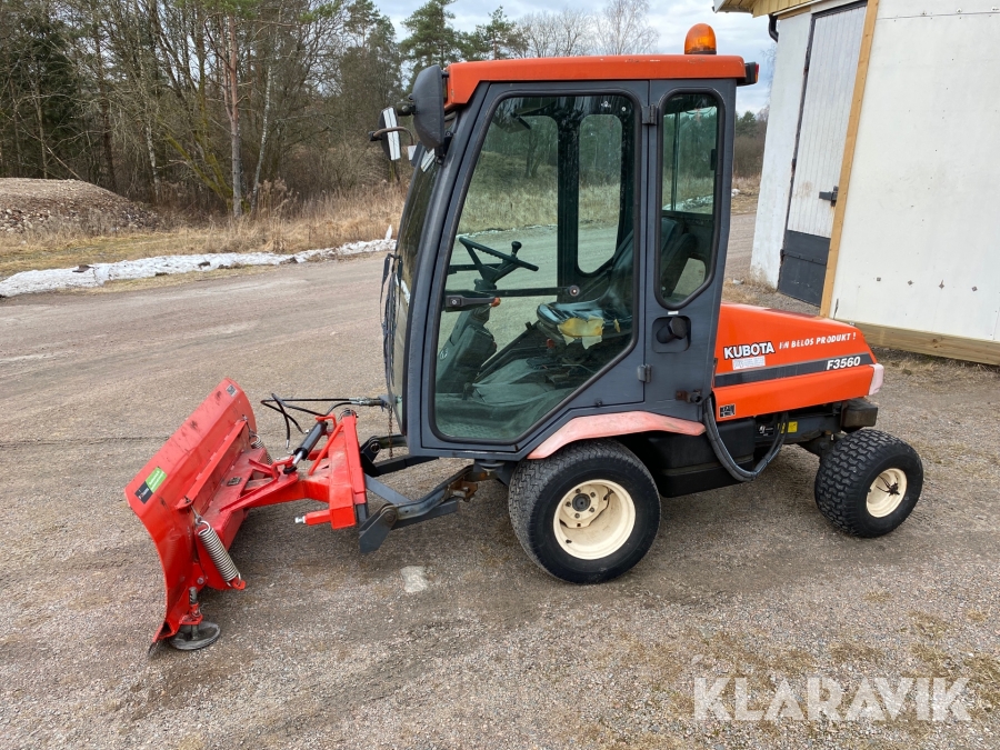Redskapsbärare Kubota F3560 3 redskap