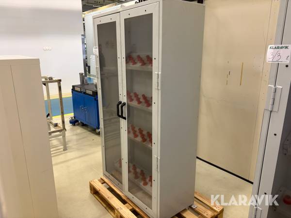 Verktygsskåp med verktygshållare