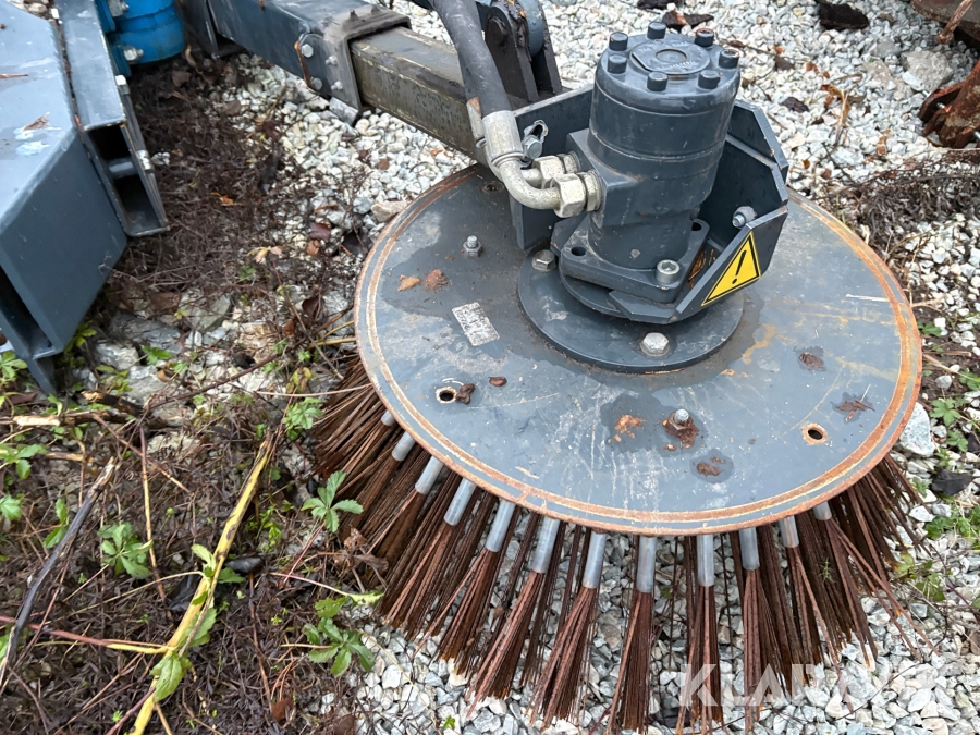 Hydraulisk Ogr sborste Bemag K Sop Gotland Klaravik Auktio hydraulisk-ogr-sborste-bemag-k-sop-gotland-klaravik-auktio