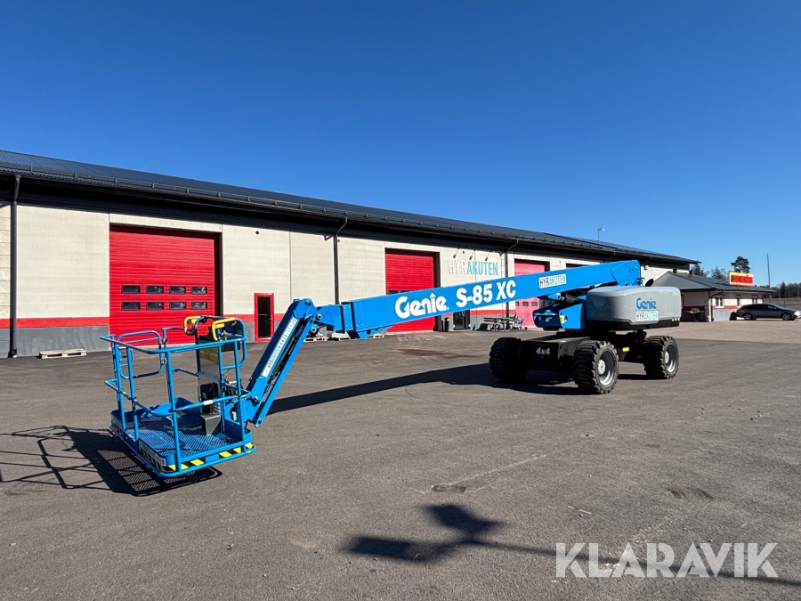 Bomlift Genie S-85 XC