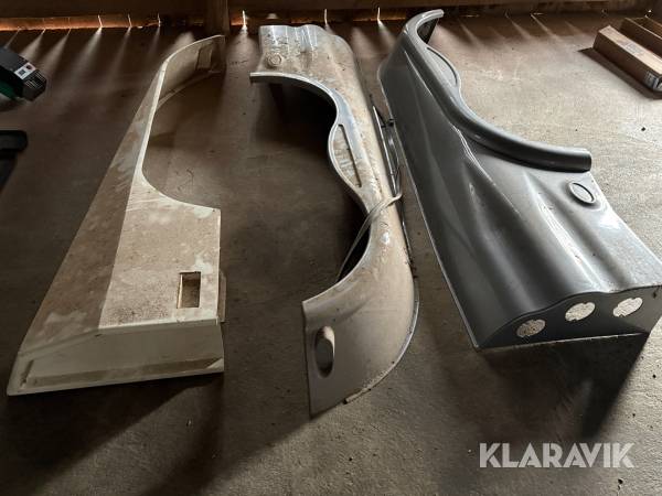 Skärmar till hästsläp 3 st