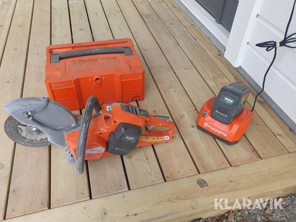 Kapmaskin Husqvarna K535i Batteridriven med 2 batterier & laddare