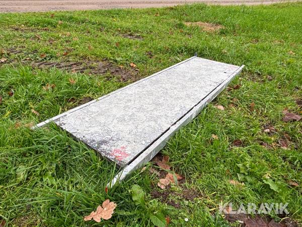 Plansteg till byggställning