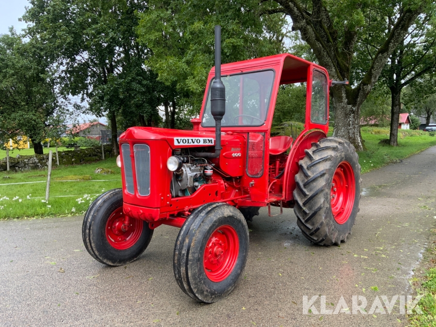 Traktor Volvo BM Buster 400