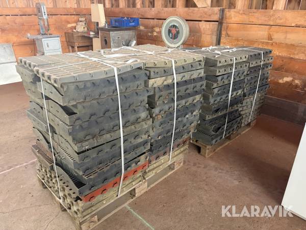 Plastspalt 2 modeller, ca 130st