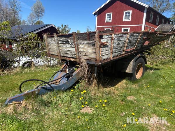 Tippvagn lastbilssläp