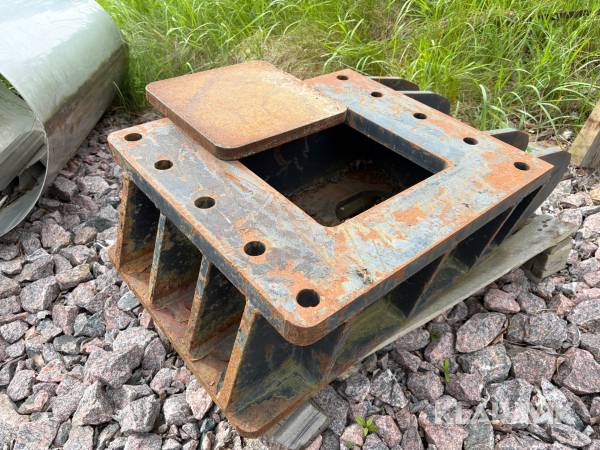 Redskapsfäste B20