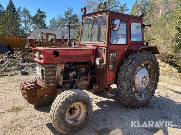 Traktor Massey Ferguson 175S