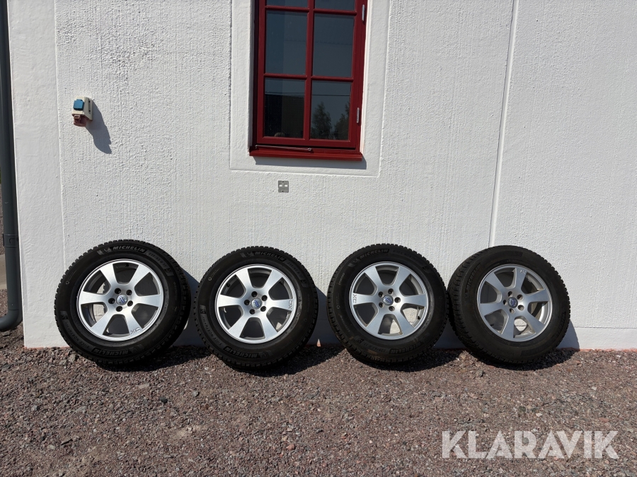 Vinterdäck Michelin X-Ice North 4 SUV 235/65 R17 4 st