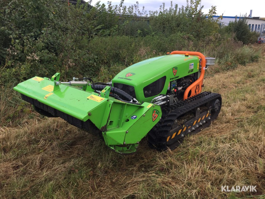 Radiostyrd släntklippare / Redskapsbärare