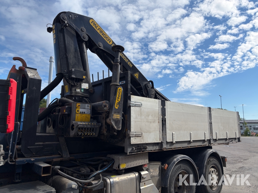Kran Palfinger PK 26002 EH med SISU-flak