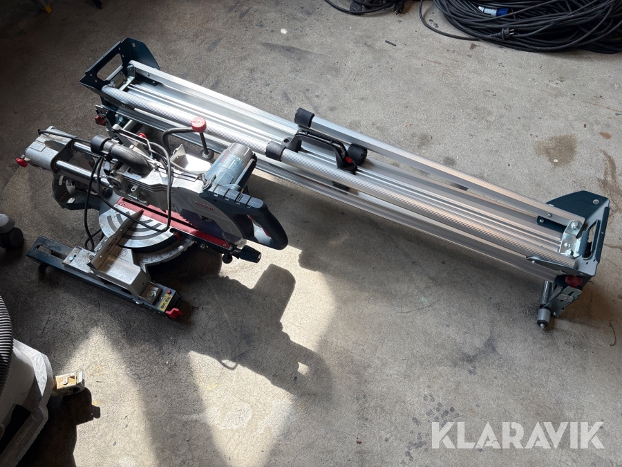 Kap och gersåg Bosch GCM 800 SJ med stativ