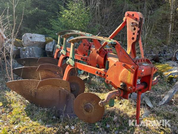 Plog Kverneland 3 skärig MOD A 8