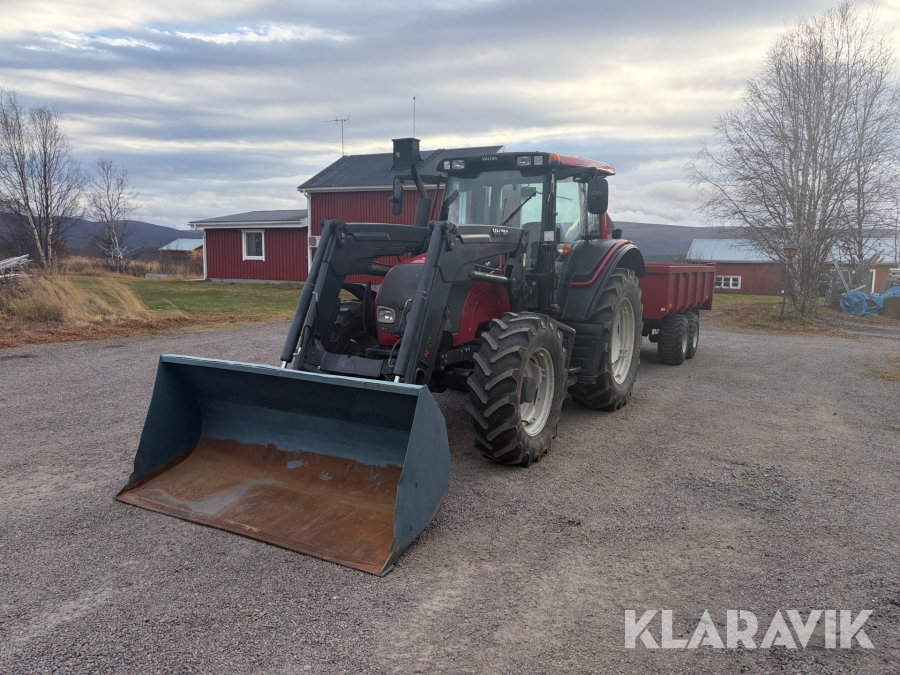 Traktor Valtra N101 med tippvagn