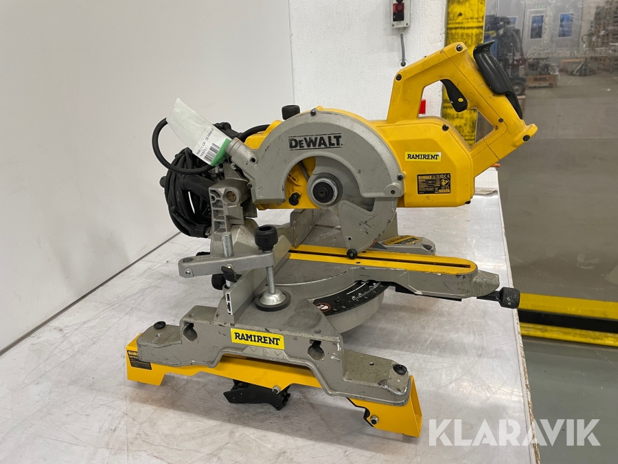 Kap & geringssåg Dewalt DW777