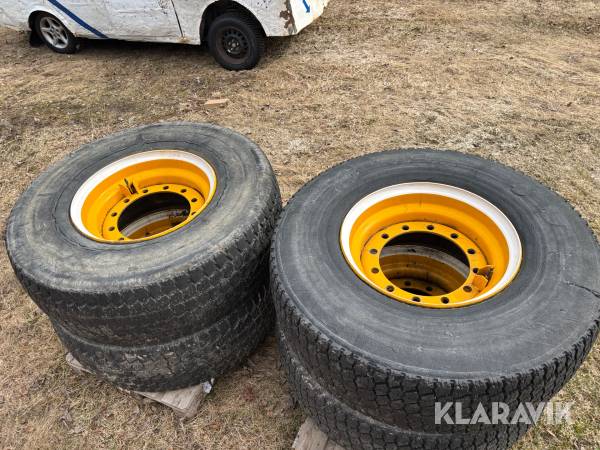 Entreprenaddäck till Volvo L50 & L70