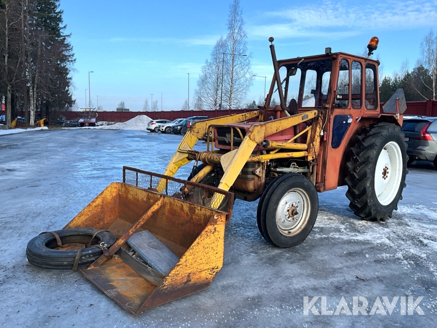 Veterantraktor Massey Ferguson 135