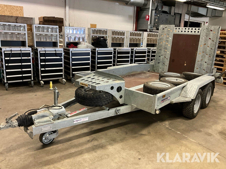 Maskinsläp Indespension 3500kg med lastramp