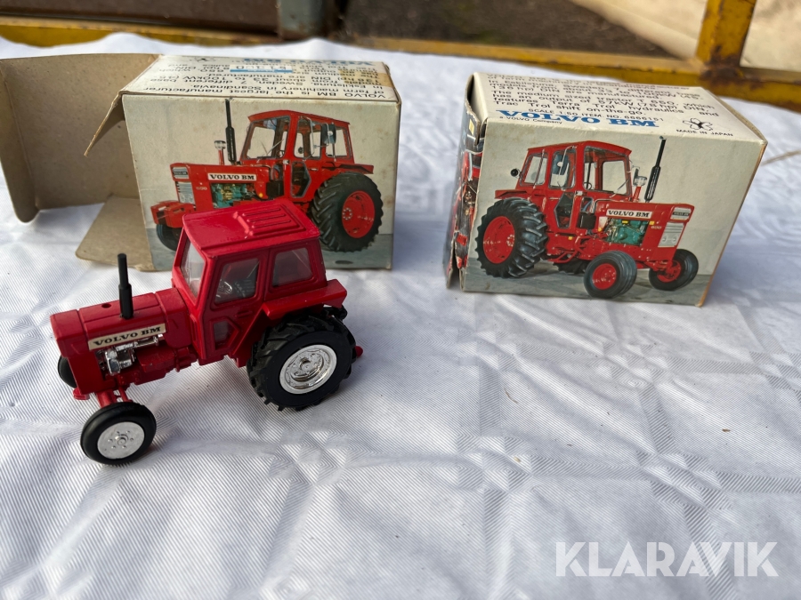 Leksakstraktor Volvo BM 650