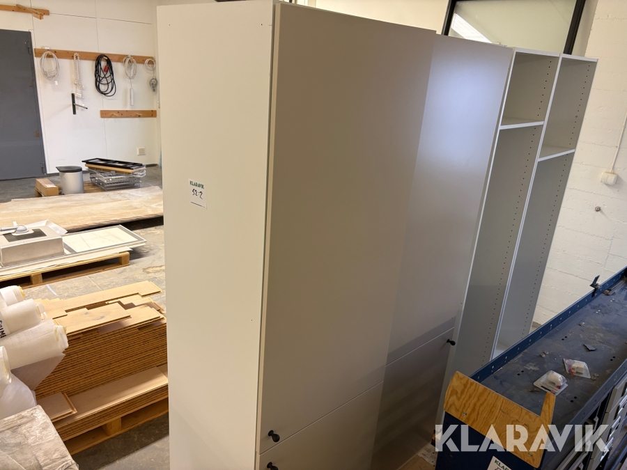 Högskåp Marbodal 2st pall