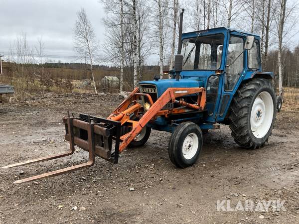 Traktor Ford 4600 med lastare