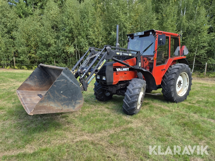 Traktor med lastare & skopa Valmet 505 4WD
