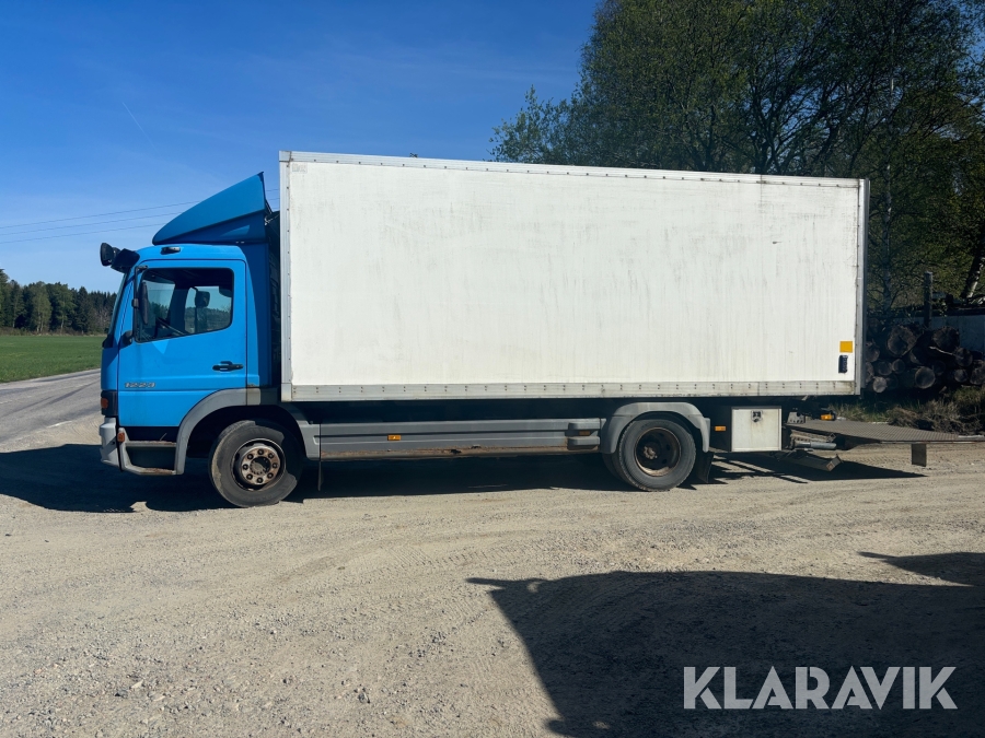 Skåplastbil Mercedes-Benz Atego
