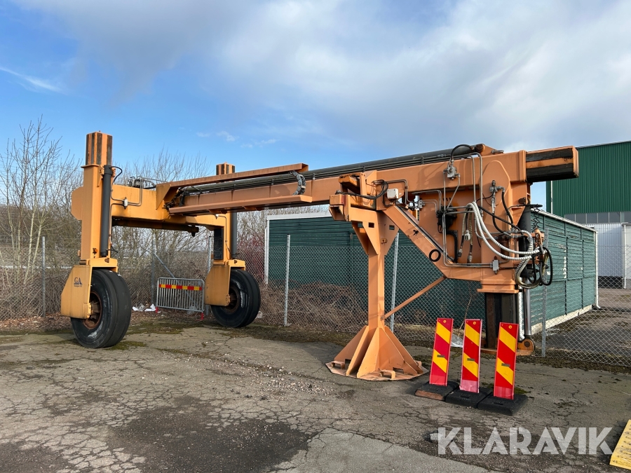 Container mover Contlift T20-40 HL