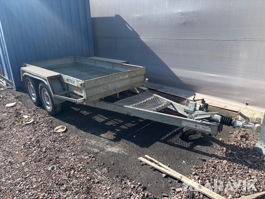 Maskintrailer Bålstasläpet 2-2700J