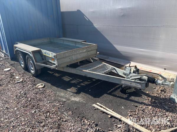 Maskintrailer Bålstasläpet 2-2700J