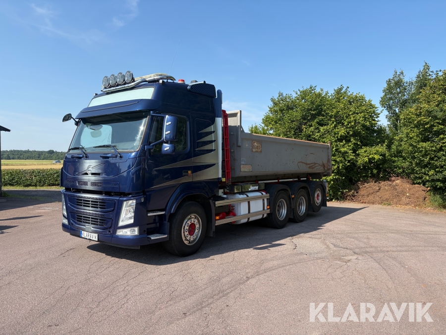 Lastväxlare Volvo FM 500 plogutrustad