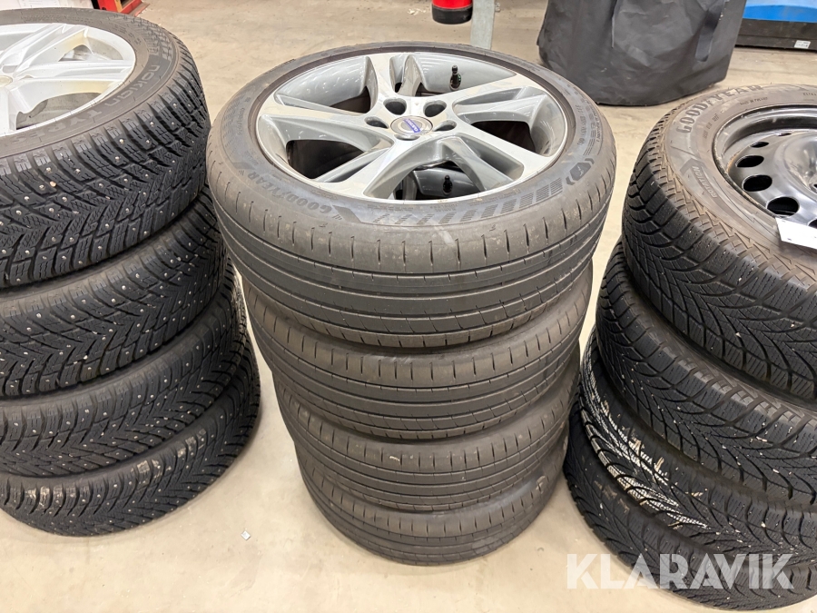 Däck & fälgar Goodyear EAG F1 ASY6 205/50R17