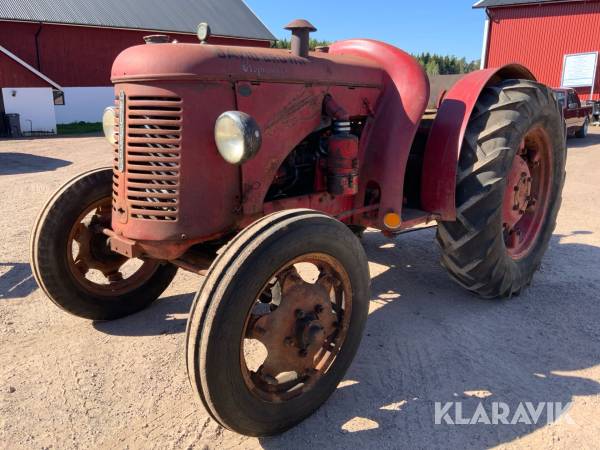 Veterantraktor David Brown Cropmaster -1947